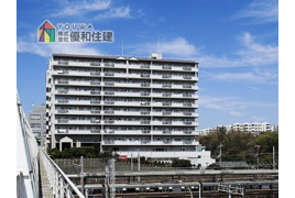 パークアーバン朝霧の外観