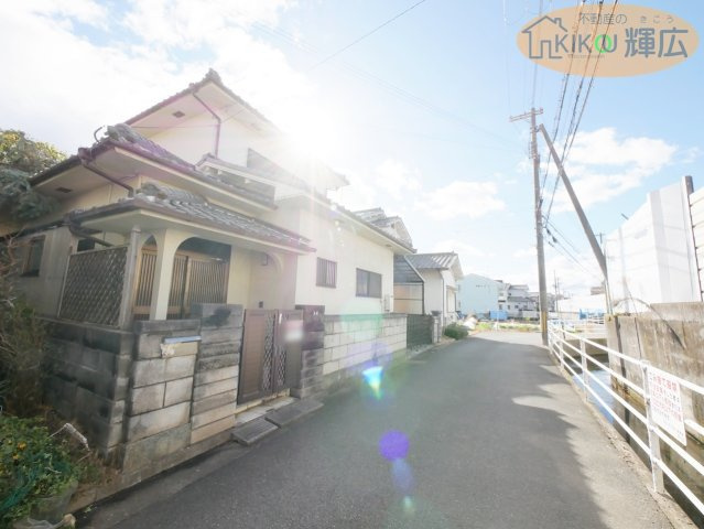 外観：328000536964