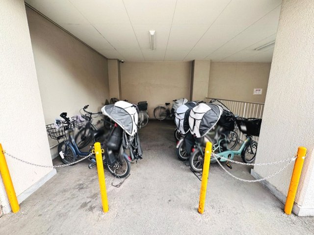 複数路線が利用することができますので、通勤　通学に便利な立地