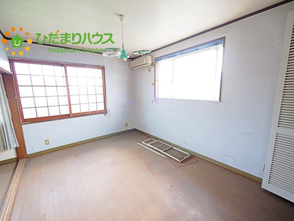 【筑西市幸町3丁目 中古戸建の洋室】