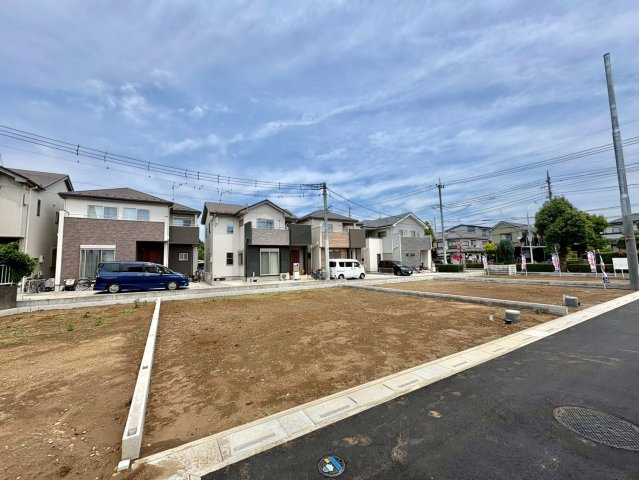 全4区画・自由設計で夢のマイホームはいかがでしょうか！花田小学校まで徒歩2分(約160ｍ)・中央中学校まで徒歩15分（約1200ｍ）！