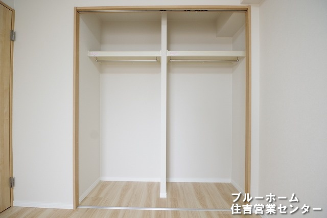 洋室にある収納です！