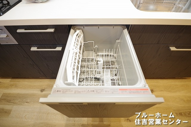 洗い物が楽々の食洗器付き！