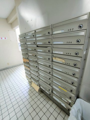 【郵便受け】