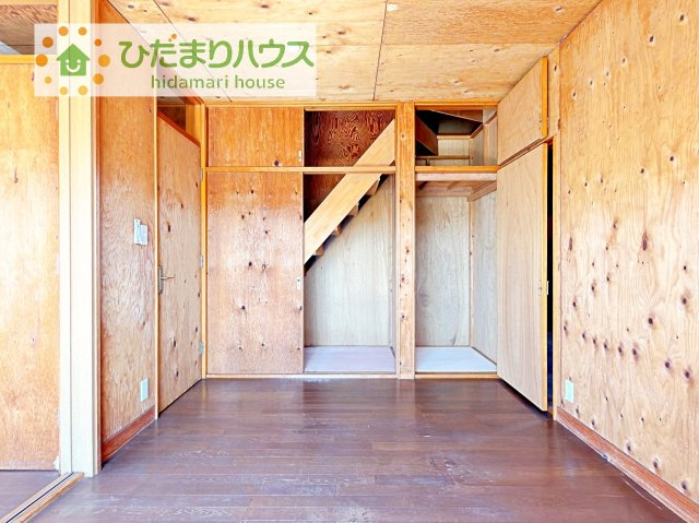 全室にクローゼットが付いていて、お部屋の住空間もスッキリ広々使えそうです(^^)