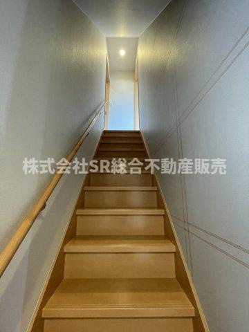 当日予約も大歓迎です！土日祝、雨の日やお子様連れのお客様の送迎も可能ですのでお気になさらずお問合せ下さい。お仕事終わりのお時間にも柔軟に対応致しますのでお気軽にお申し付け下さいませ。