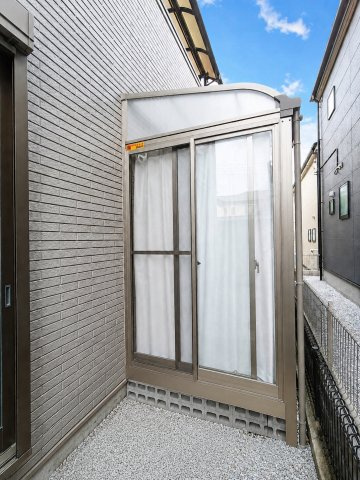 サンルーム　日向ぼっこや洗濯物干しに
