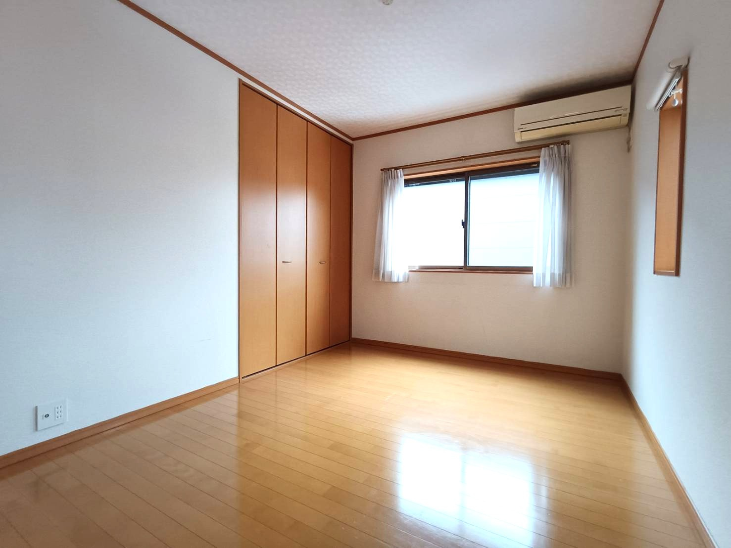 明るい洋室です　