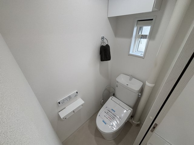 温水洗浄付きトイレです！