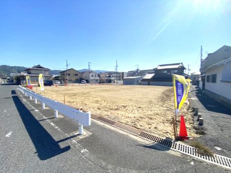 ■前面道路も広めですよ♪♪