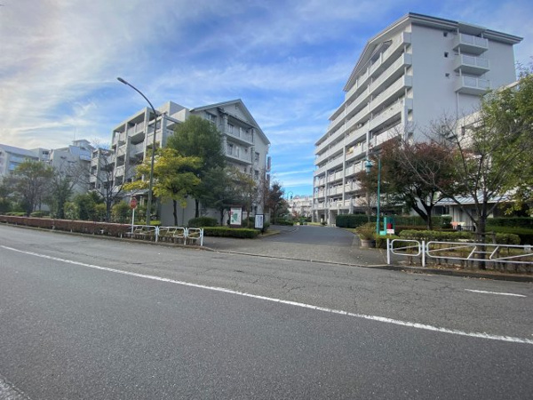 【レーベンスガルテン長池Ⅱの外観】