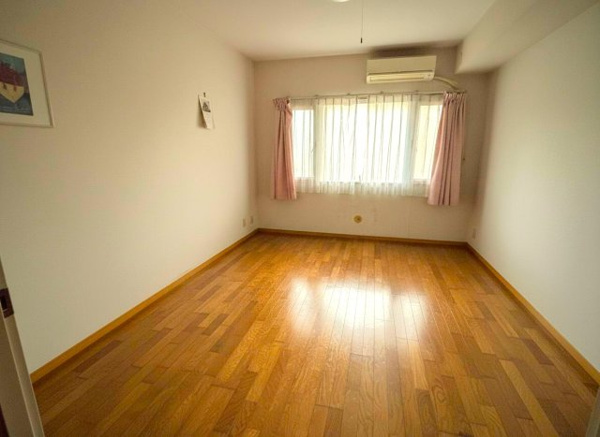 【レーベンスガルテン長池Ⅱの洋室】