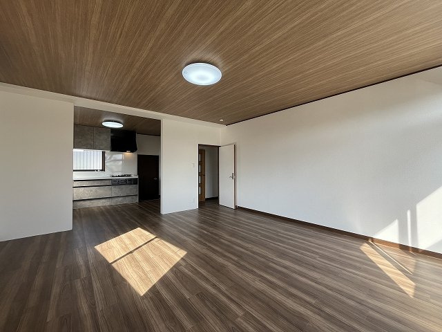 家族の集まるLDKは広々17.5帖！贅沢な空間を演出！