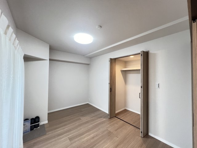 広々とした洋室です