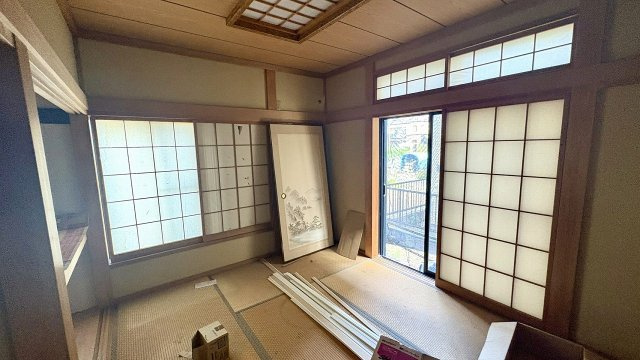 リフォーム工事中(8月中旬完成予定)