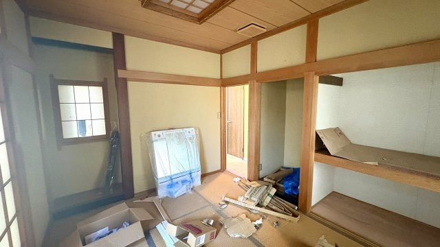 リフォーム工事中(8月中旬完成予定)