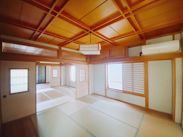 ■和室｜和室でしか味わえない畳ならではの香りや素材で和のやすらぎを感じてください♪休日はお子様とお昼寝するのにも最適です