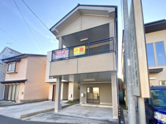 ■外観｜永く住むほどに愛着を深める、味わい豊かなデザインのオウチです♪まずはご見学ください♪