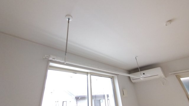 ホスクリーン