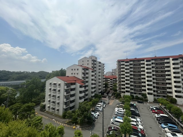 バルコニーからの南側の眺望です。