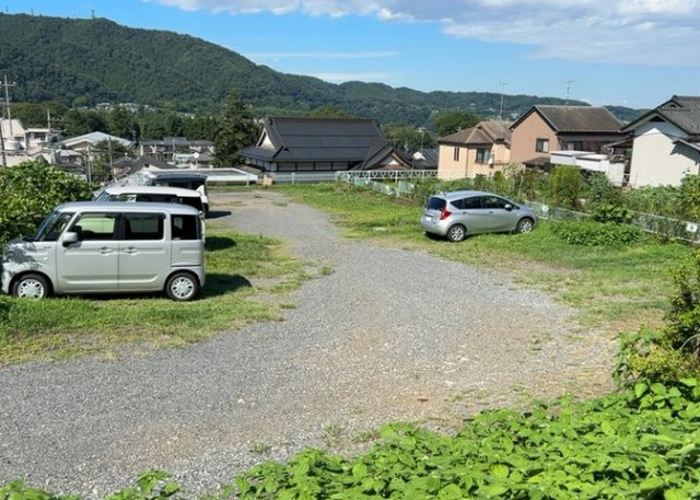 物件の詳細については、現地を見てわかること以外に、役所や法務局などで調べないとわからないことがあります。そのため、現地に行く場合は、もしこの物件を買ったらどのような生活ができるかをイメージしましょう。