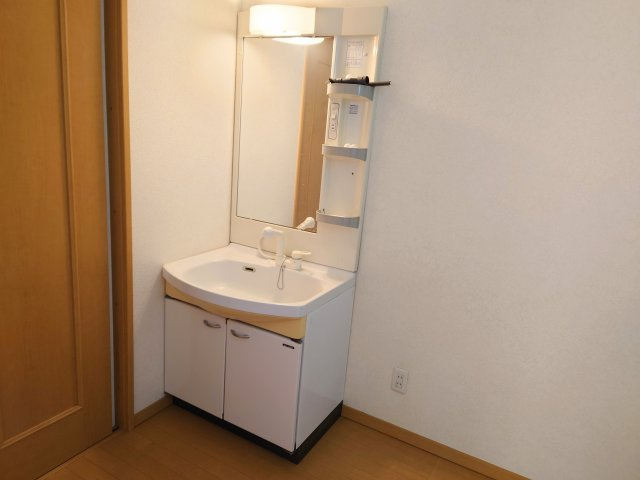 洗面所が2階にもあるので、朝の忙しい時間にかぶらないのでいいですね！