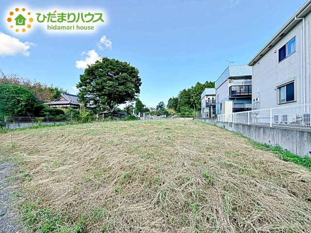 繁華街のようなにぎやかさがないため、車の音や話し声が少なく、静かな生活を望む人に適しています