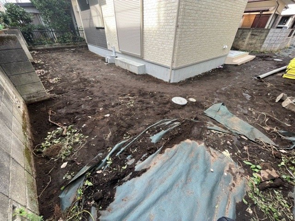 【相模原市中央区上溝の中古戸建ての庭】