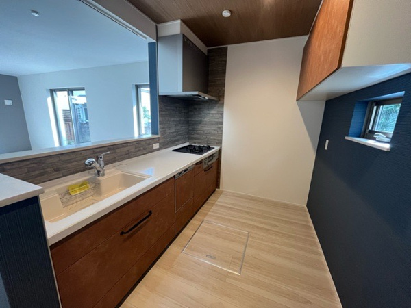 【相模原市中央区上溝の中古戸建てのキッチン】