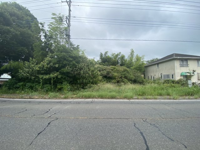 前面道路約10.05ｍです！現地にて接道状況をご確認いただけます。