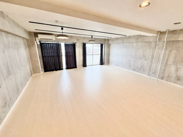 ※掲載画像は、家具・小物等を画像加工により消去しているため、現況とは異なります。