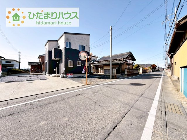 たっぷりの陽光と心地よい風が舞い込む住まい♪