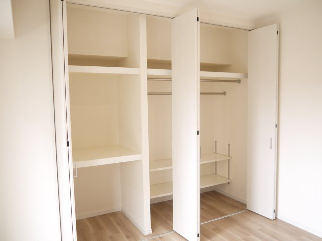 新しく建具も交換致しました。