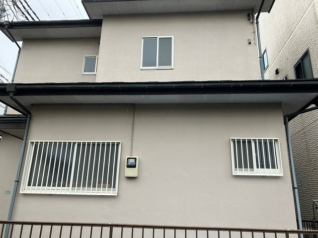 過去にその土地が工場やガソリンスタンドだった場合、土壌汚染の可能性があります。過去の用途は、不動産会社のほか、各市町村の役場でも確認が可能です。売土地の地歴が気になる場合は当社までお問い合わせ下さい。