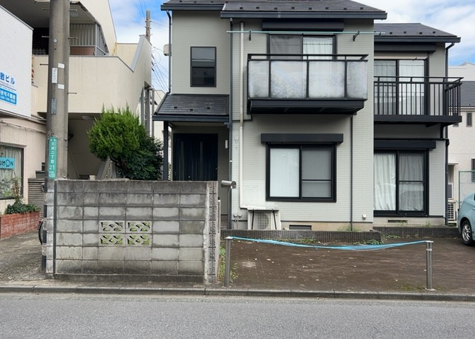 土地探しをしていると都市計画区域という言葉を目にすると思います。法律によって、都道府県知事や国土交通大臣が指定するエリアのことを指しており、都市計画区域は市街化区域と市街化調整区域に分けられています。