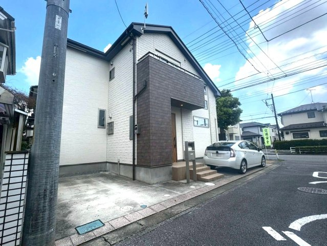南西角地で陽当り良好！水回りの集中した家事ラク動線！リビングには開放感ある上部吹抜け！全居室収納付き・WIC・パントリー・玄関収納・豊富な収納スペース！千間台小学校まで徒歩約5分(350ｍ)です！