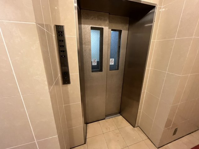 エレベーター