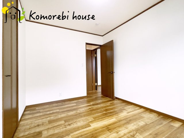 ゆったりした洋室です