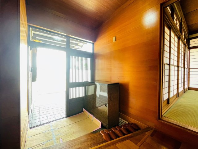 玄関