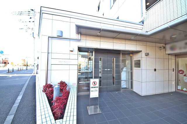 コンビニ・スーパー・ドラッグストア・公園・郵便局・パルコ・図書館など徒歩10分圏内
