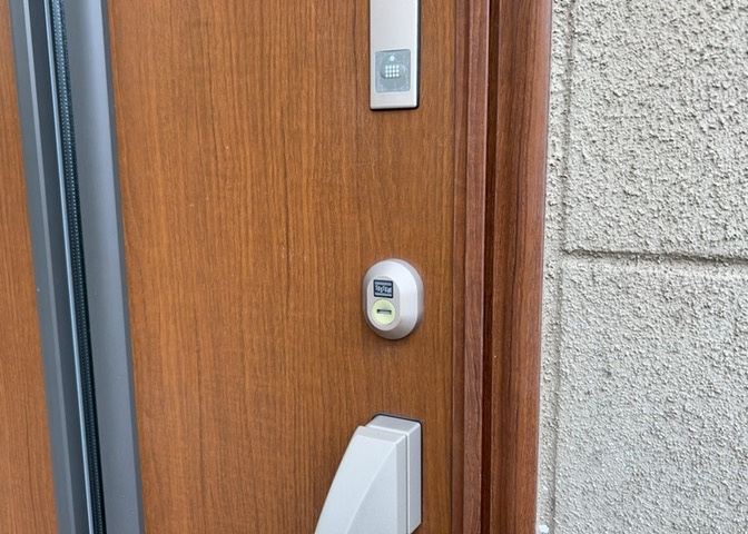 当然のことではありますが、オートロックやセンサーライト、ホームセキュリティーなどの防犯設備があれば、小さいお子様がいるご家庭も安心ですよね！まず物件購入の際は、防犯設備もチェックするようにしましょう。