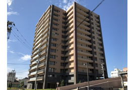 アンピール大村ステーションツリーの外観