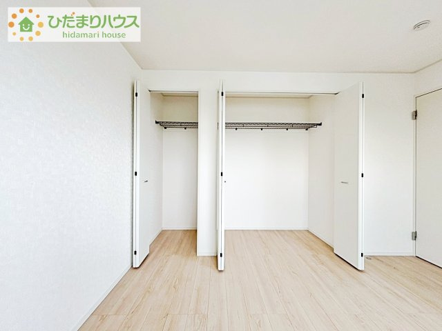 全室にクローゼットが付いていて、お部屋の住空間もスッキリ広々使えそうです(^^)