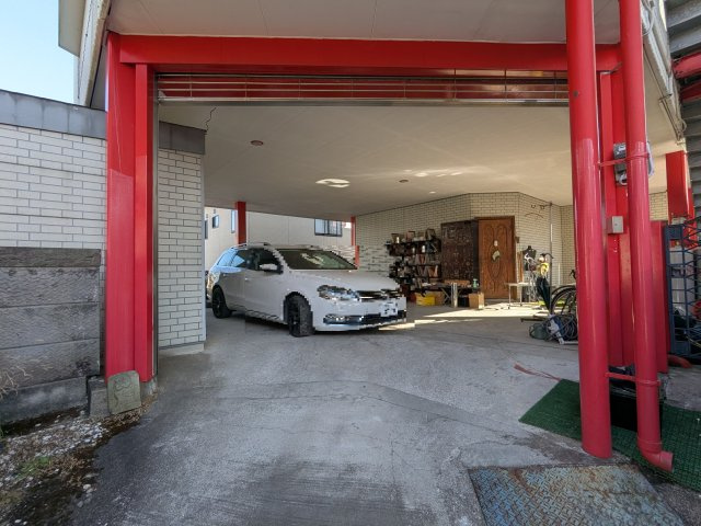 3台駐車可能（車種によります）。