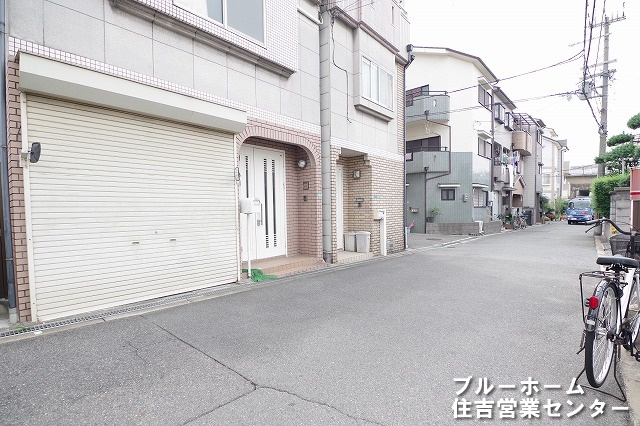 別角度からの前面道路です！