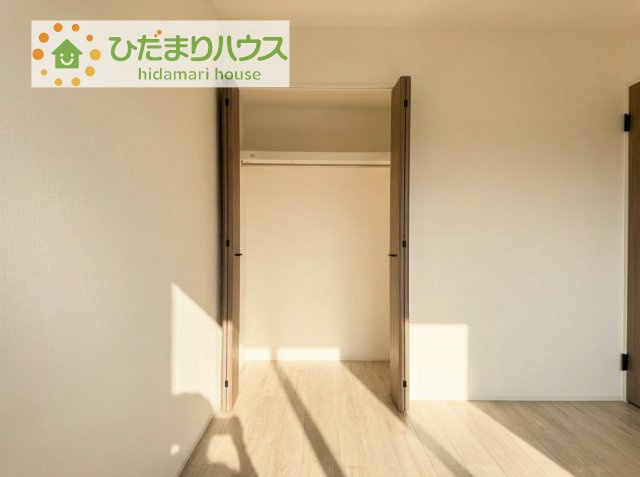 全室にクローゼットが付いていて、お部屋の住空間もスッキリ広々使えそうです(^^)