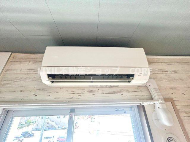 エアコン付きで1年中快適にお過ごし頂けます。お引越しの初期費用を抑えることができる嬉しい設備です。