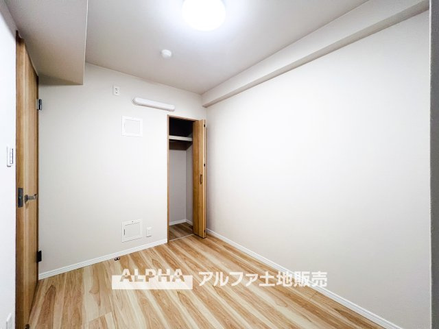 【cozy　room】　◆必要なもの、好きなもの◆しかないから安らげる。そんな部屋にしていく自分なりのデザインに。使いやすい部屋の形、大きい窓色々な用途が実現できる。