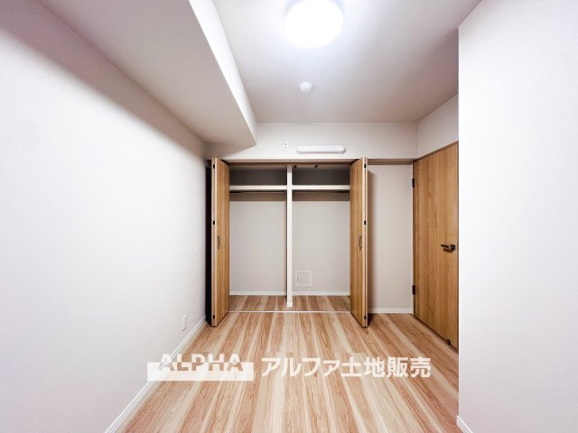 【Go　filled　with　memories】　◆ありったけの◆住空間をよりよくするためには大切な収納スペース。時が経ち思い出がここに詰まっていく。