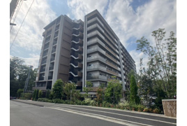 デュオセーヌ相模原上溝駅前の外観